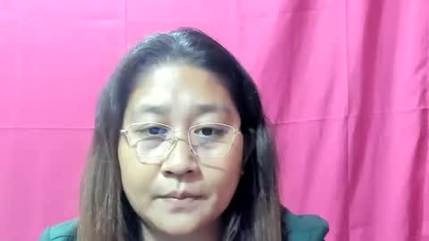 Snapshot of sweetpilipina88 chatting on December 2024 12:44:02 AM MIA online show from December 2024 12:44:02 AM