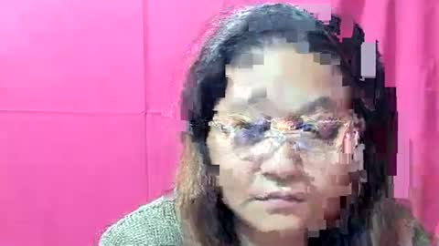 Snapshot of sweetpilipina88 chatting on January 2025 11:12:02 AM MIA online show from January 2025 11:12:02 AM