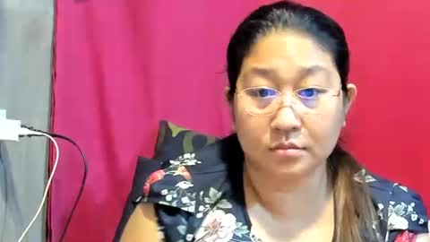 Snapshot of sweetpilipina88 chatting on January 2025 10:40:02 AM MIA online show from January 2025 10:40:02 AM