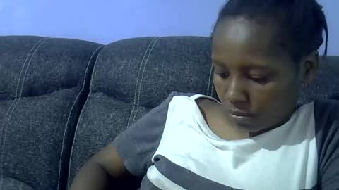 queen online show from October 2025 04:12:02 AM