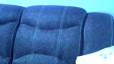 queen online show from January 2026 08:01:01 PM