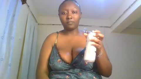 Snapshot of sweetrose2049 chatting on June 2026 03:10:01 PM Rose Watetu online show from June 2026 03:10:01 PM