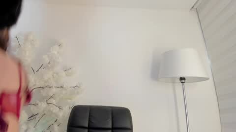 Snapshot of sweetsalice__ chatting on March 2025 07:12:02 PM Alice Woolridge online show from March 2025 07:12:02 PM