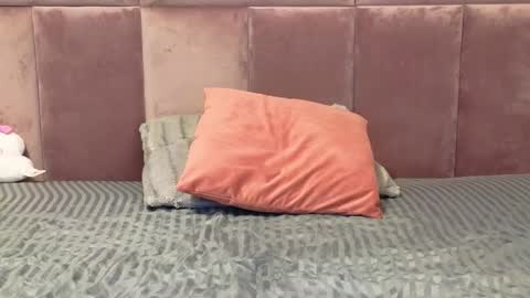 SweetScribe online show from February 2025 10:00:01 AM