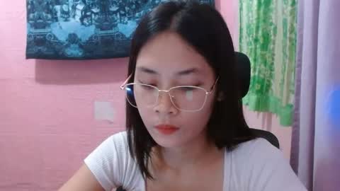 Snapshot of sweetsexygirl20 chatting on July 2026 05:03:02 AM Mia online show from July 2026 05:03:02 AM