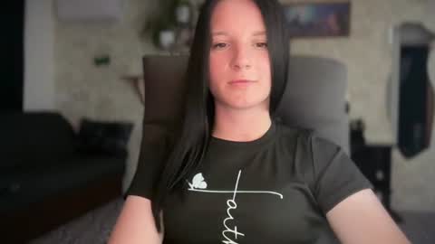 Sweet Shy online show from June 2026 06:17:02 PM