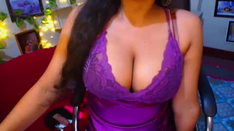 SweetSour online show from November 2025 01:12:02 PM