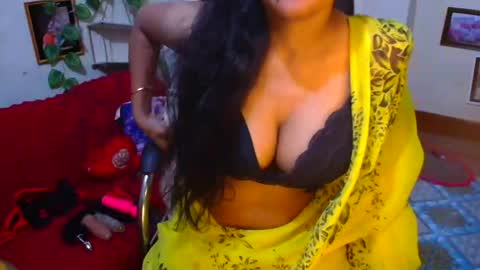 SweetSour online show from April 2026 11:41:02 AM