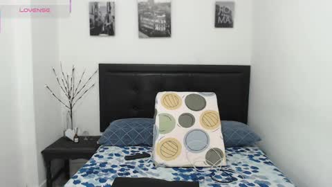 Stormi online show from November 2025 09:32:02 AM