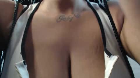 Snapshot of sweett_candy1 chatting on April 2026 01:59:01 AM sweett_candy1 online show from April 2026 01:59:01 AM