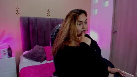 sweett rose   online show from November 2025 03:11:01 PM