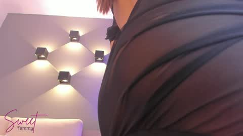 Snapshot of sweettammy_ chatting on June 2026 12:32:01 PM Tammy online show from June 2026 12:32:01 PM