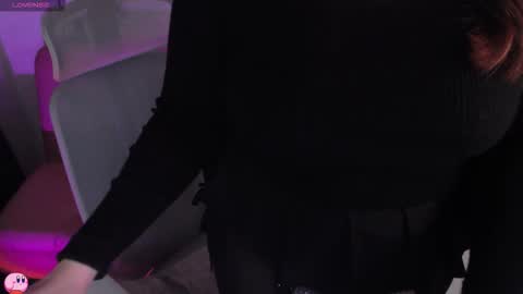 Pau online show from October 2025 12:05:02 AM