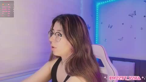 Veronica Independent Model online show from November 2025 12:05:01 PM