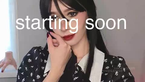 Elis  a little vacation Ill be here Saturday my schedules in bio online show from October 2025 07:53:01 AM