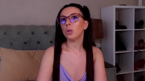 Snapshot of sweetyallye chatting on June 2026 05:37:01 PM Bea Moan from LovenseWet from Tip MenuOpen for Private online show from June 2026 05:37:01 PM