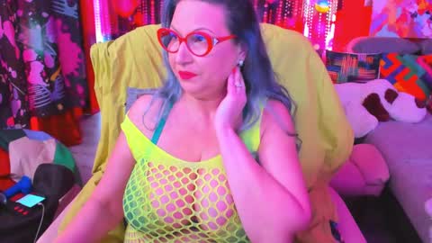 Lisa online show from March 2025 03:24:01 PM