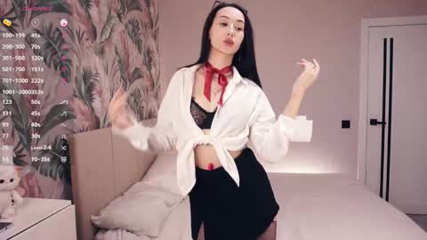 Astrid online show from October 2025 05:39:01 AM