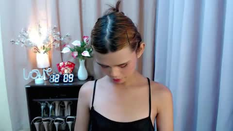 Megan online show from October 2025 04:08:02 AM