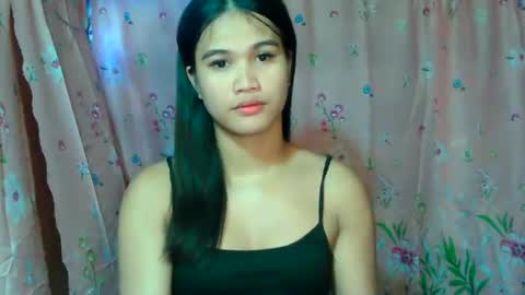 Snapshot of swettie_rhea chatting on July 2026 06:27:02 AM Rhea online show from July 2026 06:27:02 AM
