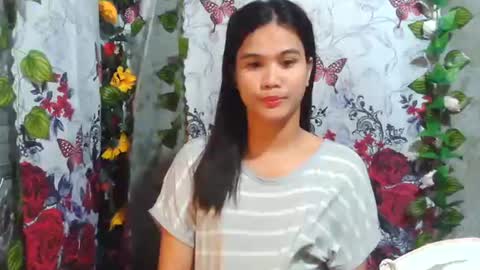 Snapshot of swettie_rhea chatting on July 2026 08:12:01 AM Rhea online show from July 2026 08:12:01 AM