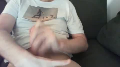 M online show from April 2026 01:22:01 AM