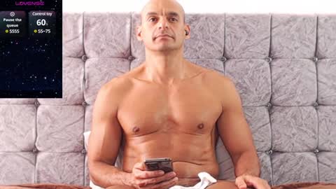    ------- Hi Im Willy  follow me do not forget to put the thumb up  online show from January 2025 03:07:02 PM