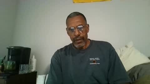 swimmerbod2495 online show from July 2026 09:28:02 PM