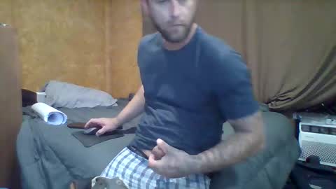 switchleg242 online show from April 2026 05:25:01 AM