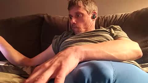 Snapshot of swontguy2025 chatting on March 2026 11:06:01 AM swontguy2025 online show from March 2026 11:06:01 AM