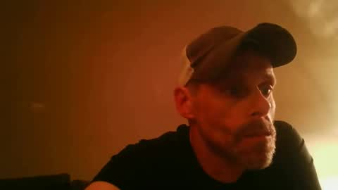 Snapshot of swontguy2025 chatting on April 2026 05:45:02 AM swontguy2025 online show from April 2026 05:45:02 AM