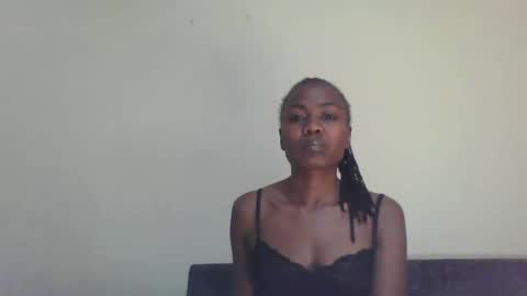 Snapshot of swtebony1 chatting on December 2024 10:46:02 PM ALICIA online show from December 2024 10:46:02 PM