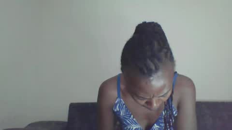 Snapshot of swtebony1 chatting on December 2024 09:40:02 PM ALICIA online show from December 2024 09:40:02 PM