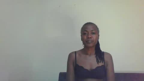 Snapshot of swtebony1 chatting on December 2024 09:54:02 PM ALICIA online show from December 2024 09:54:02 PM