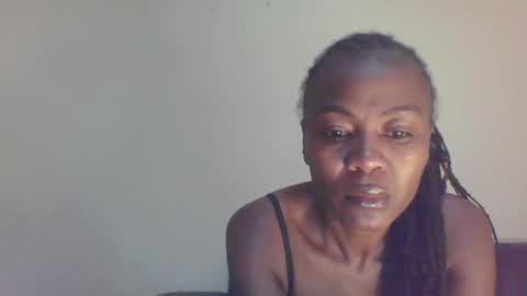 Snapshot of swtebony1 chatting on January 2025 10:37:02 PM ALICIA online show from January 2025 10:37:02 PM