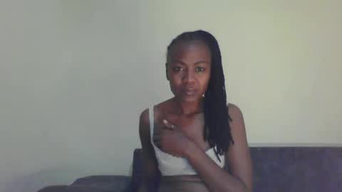 Snapshot of swtebony1 chatting on February 2025 10:34:02 PM ALICIA online show from February 2025 10:34:02 PM