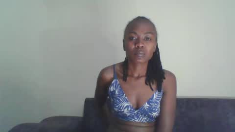 Snapshot of swtebony1 chatting on March 2025 10:32:02 PM ALICIA online show from March 2025 10:32:02 PM