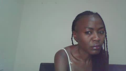 Snapshot of swtebony1 chatting on September 2025 10:33:02 PM ALICIA online show from September 2025 10:33:02 PM