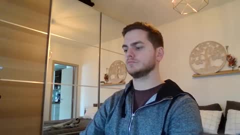 syl092 online show from January 2025 02:36:02 PM