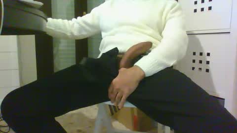 sylvertaurus1 online show from November 2025 04:07:02 PM