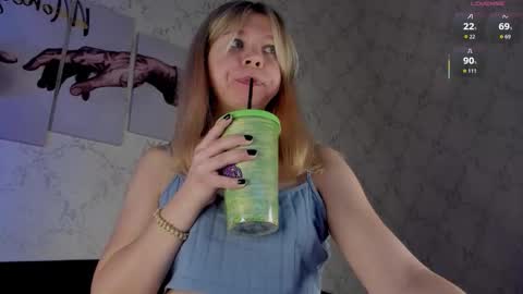 Sylvia online show from October 2025 07:06:01 AM