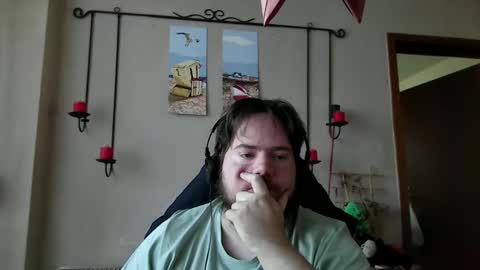 Snapshot of sympon1e chatting on November 2025 10:26:01 AM sympon1e online show from November 2025 10:26:01 AM