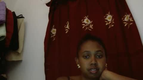 Snapshot of syndiedesiles chatting on November 2025 05:58:02 PM syndiedesiles online show from November 2025 05:58:02 PM