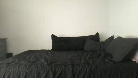 Snapshot of synn_knight chatting on October 2025 10:33:02 PM Synn Knight online show from October 2025 10:33:02 PM