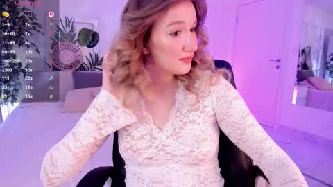 Ellie online show from November 2025 07:30:02 AM