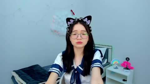 Snapshot of syuri_sun chatting on June 2026 02:33:01 PM Yuki online show from June 2026 02:33:01 PM
