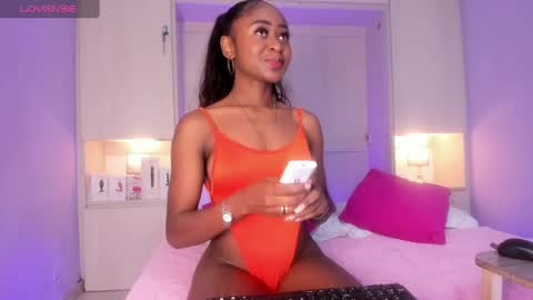 t4mmy_ online show from February 2025 05:09:02 AM