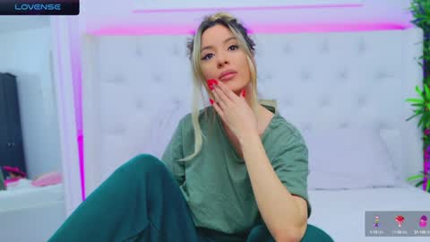 Snapshot of taahiraarabian chatting on December 2024 07:41:02 PM Arianna online show from December 2024 07:41:02 PM