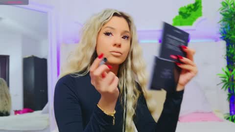 Snapshot of taahiraarabian chatting on January 2025 01:14:01 PM Arianna online show from January 2025 01:14:01 PM