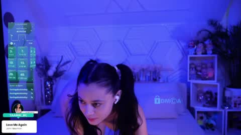 Snapshot of taanni_bc chatting on May 2026 04:07:02 AM TAANNI online show from May 2026 04:07:02 AM